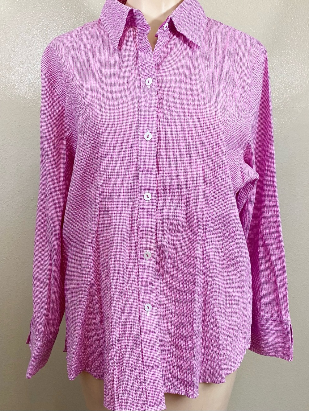Foxcroft Fitted Gingham Crinkle Women’s Button Up Shirt
